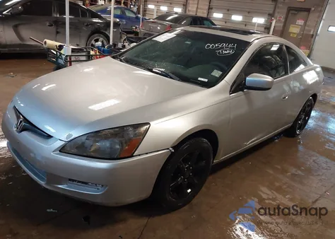 2004 Honda Accord 2.4 Ex z USA, uszkodzony, nr VIN 1HGCM72574A005944